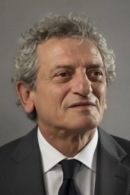 Ảnh diễn viên Turgut Savaş