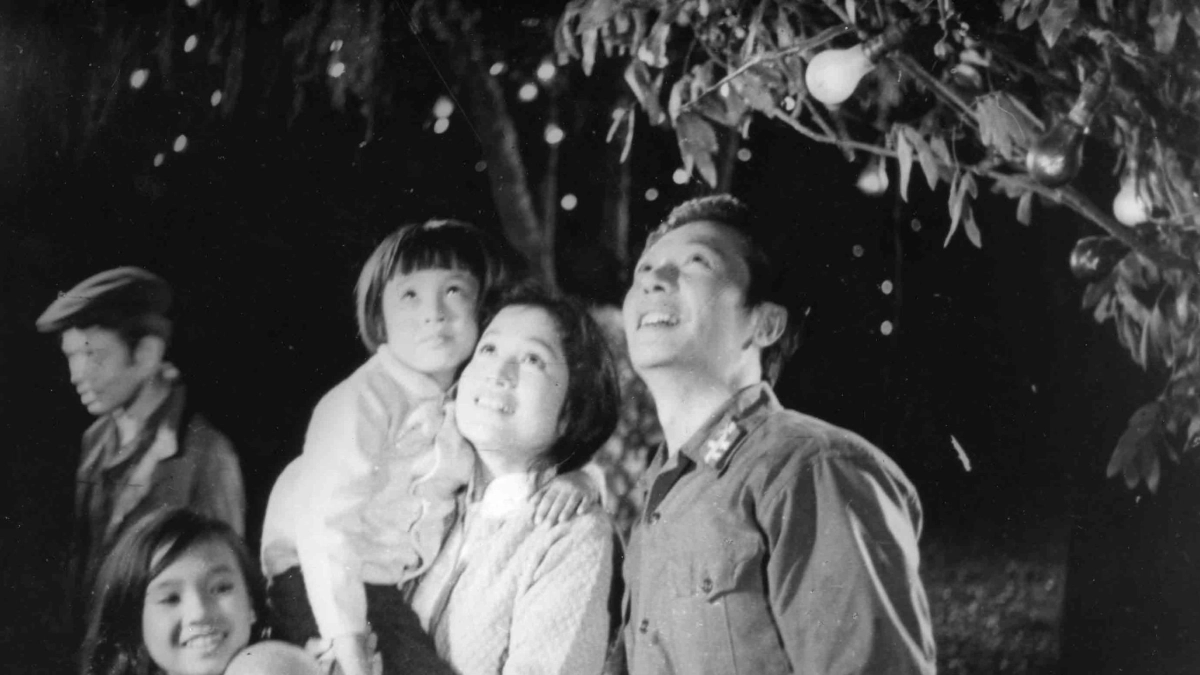 Em bé Hà Nội (The Little Girl of Hanoi)